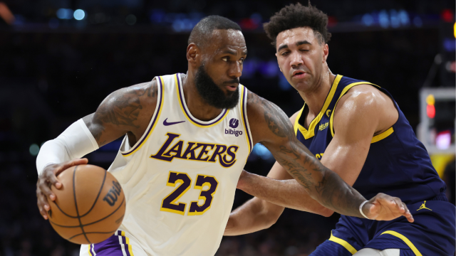 Lakers' LeBron James becomes third-oldest player to score 40 points behind  Michael Jordan, Karl Malone - CBSSports.com