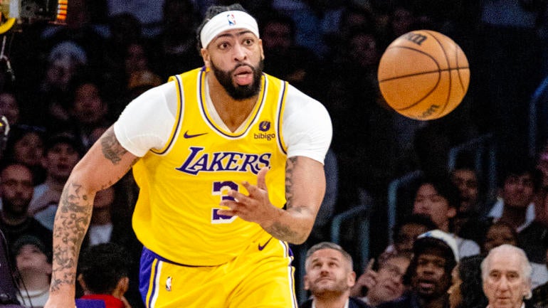 anthony-davis-lakers-gold-g.jpg
