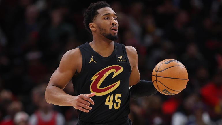 donovan-mitchell-cavaliers-black-g.jpg