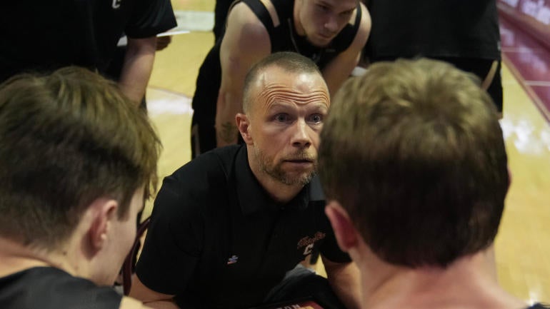 NCAA Basketball: Towson at Charleston