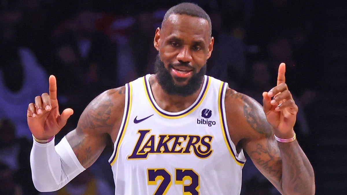 Lakers prepared to offer LeBron James three-year, $160 million max ...