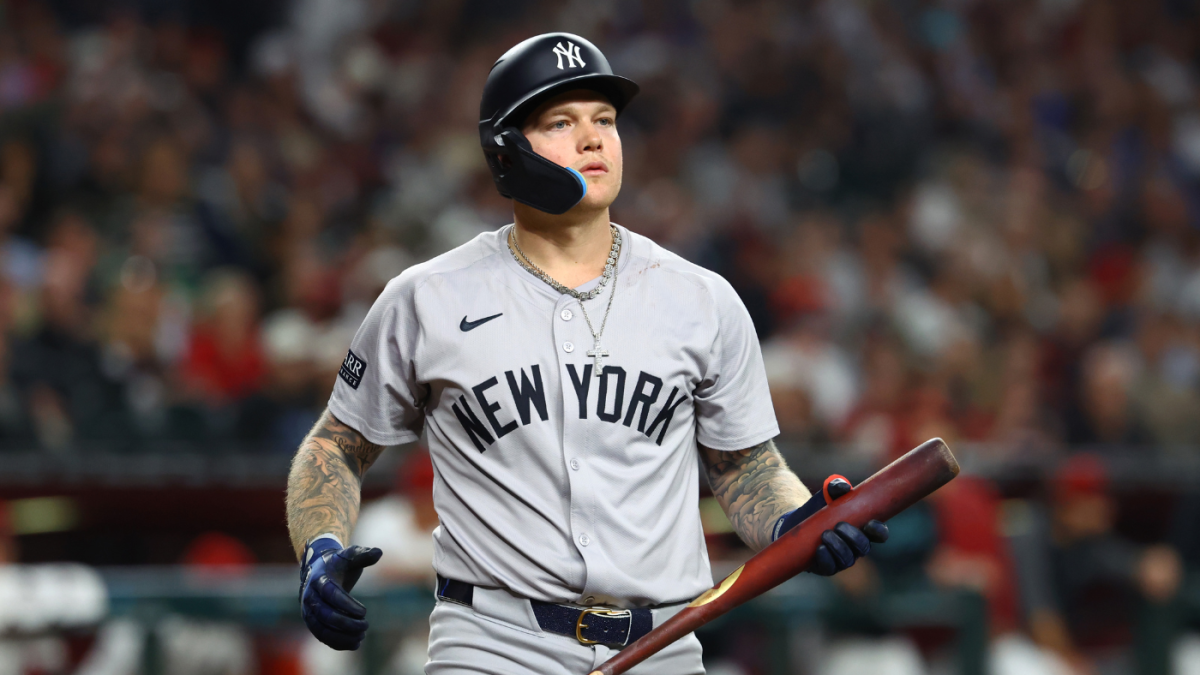 Yankees crack down on how many chains Alex Verdugo is allowed to wear  during games, per report - CBSSports.com