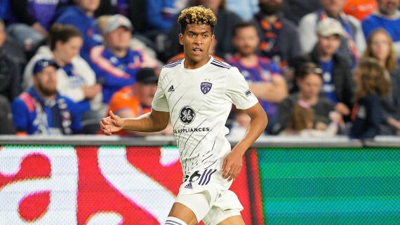 gettyimages-1486339075-josh-wynder-louisville-city-fc-2023-1400.jpg