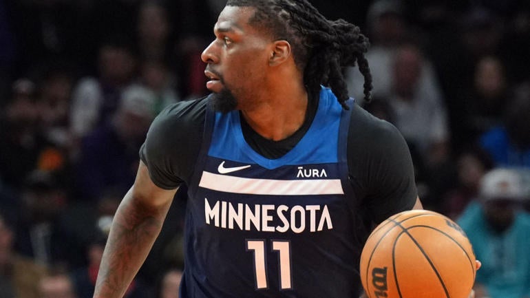 NBA: Minnesota Timberwolves at Phoenix Suns