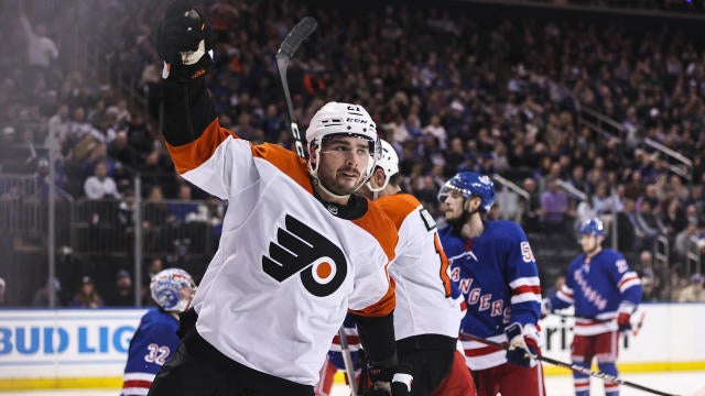 Flyers Snap 8 Game Losing Streak, Trail Penguins By 1 Point For 2nd ...