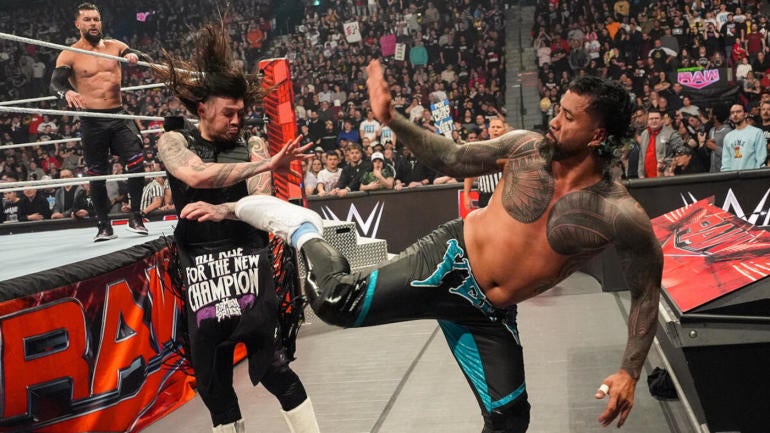 jey-uso-wwe-raw.jpg
