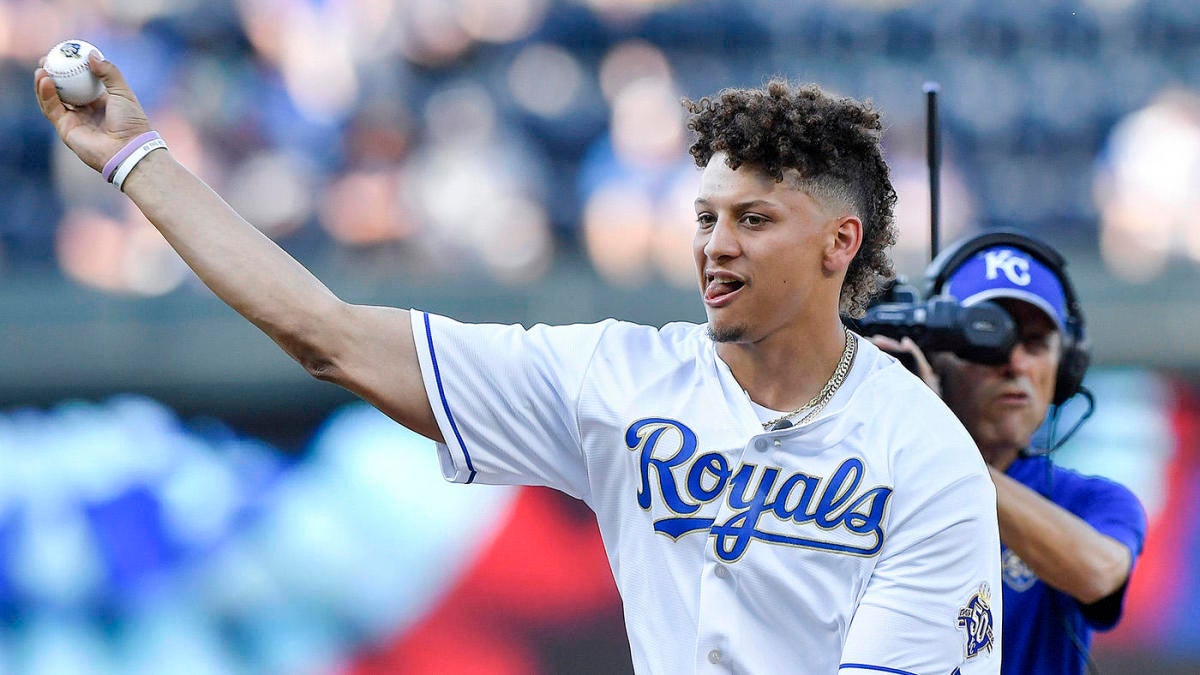Chiefs' Patrick Mahomes wants to participate in spring training with the Royals; Andy Reid has one request