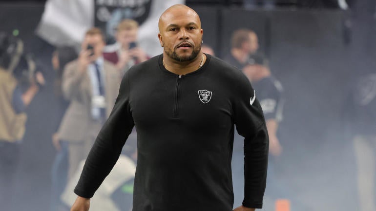 Denver Broncos v Las Vegas Raiders