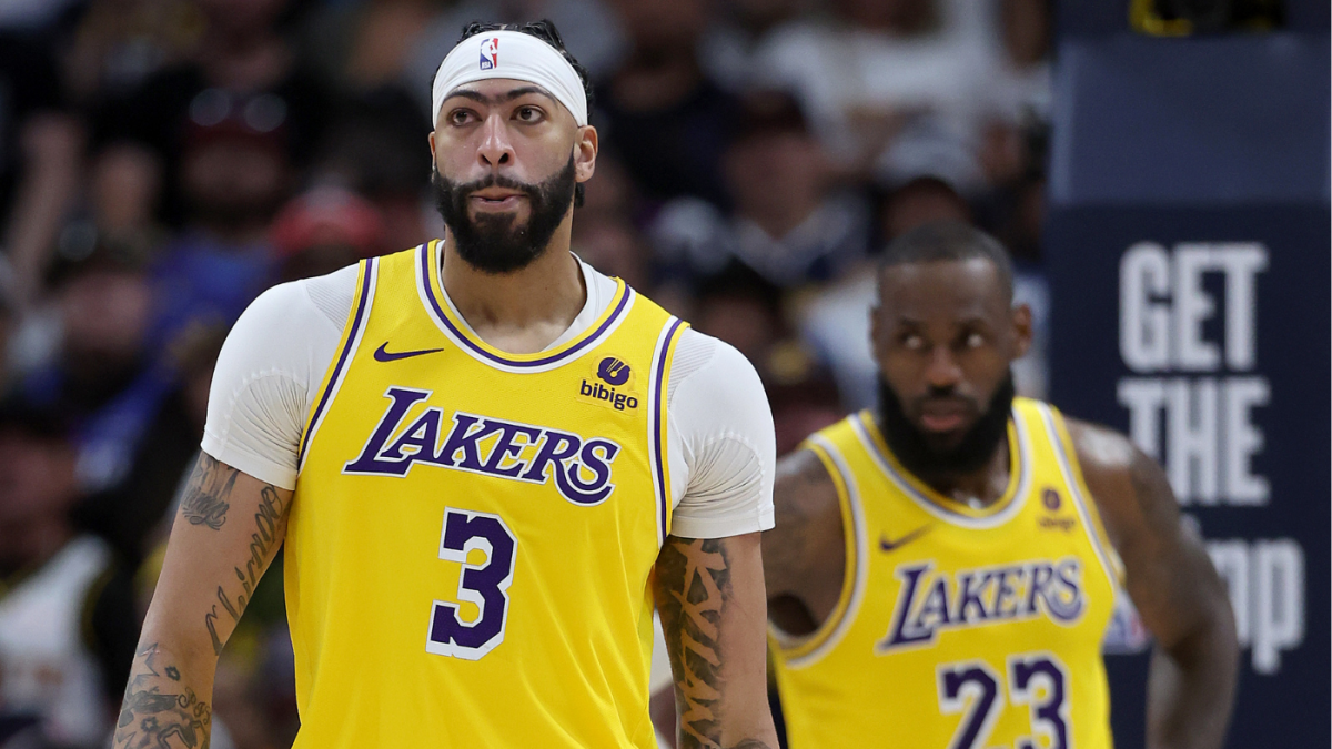 Lakers-Nuggets Game 2: The three biggest mistakes Darvin Ham made during stunning second-half collapse - CBSSports.com