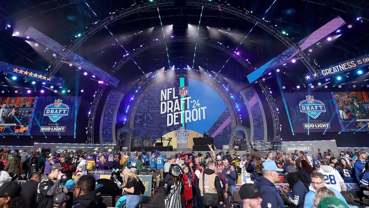 2024 NFL Draft tracker live Trade rumors, news updates, Round 1 order