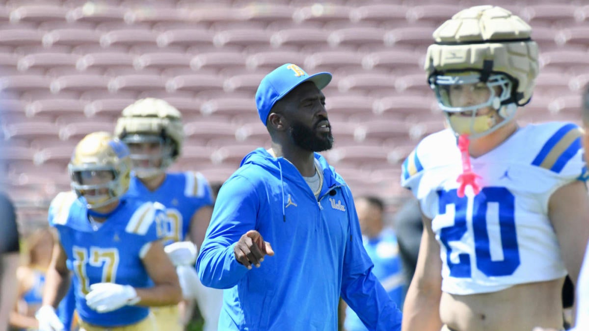 To bring UCLA football back to fruition, new coach DeShaun Foster and staff are tearing up Chip Kelly's blueprint