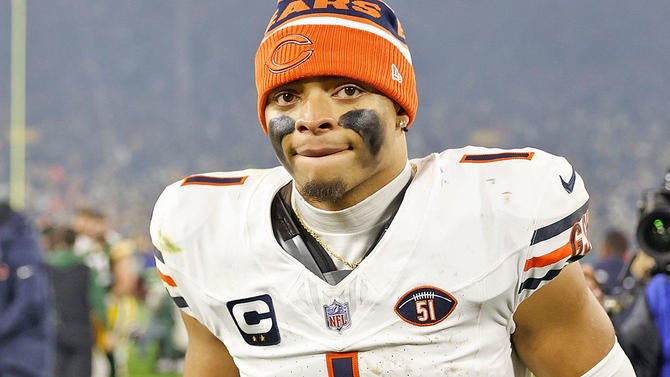 getty-justin-fields-bears.jpg