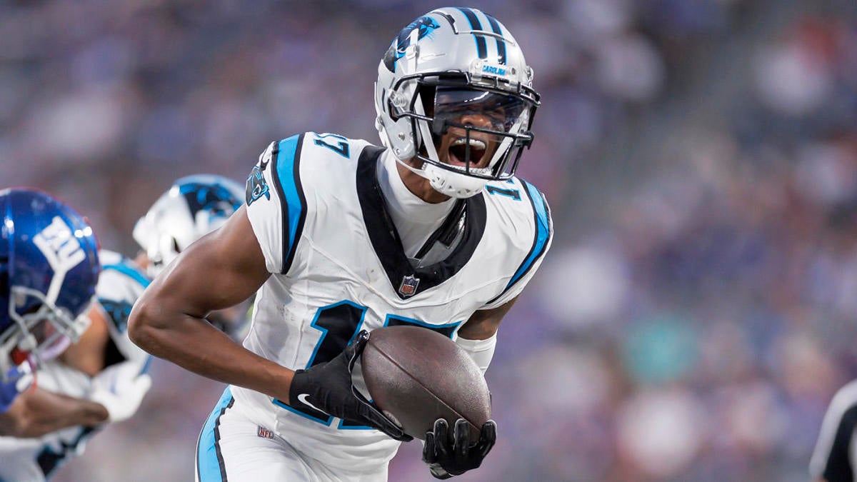 DJ Chark, novo reforço do Los Angeles Chargers, durante sua passagem no Carolina Panthers (Foto: Getty Images)