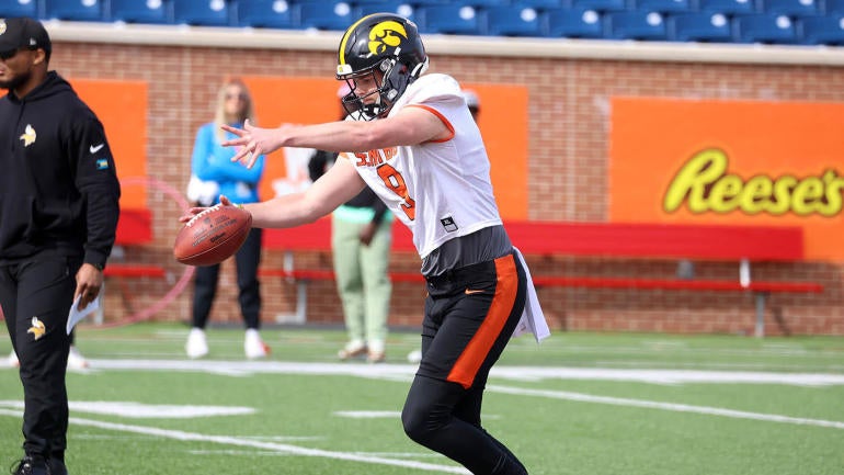 COLLEGE FOOTBALL: FEB 01 Reese's Senior Bowl