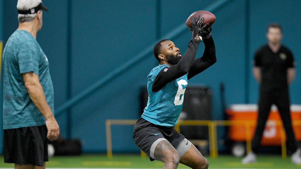Jarvis Landry using tryout at Jaguars minicamp as final NFL shot; veteran's presence good for rookies, HC says Jarvis Landry using tryout at Jaguars minicamp as final NFL shot; veteran's presence good for rookies, HC says