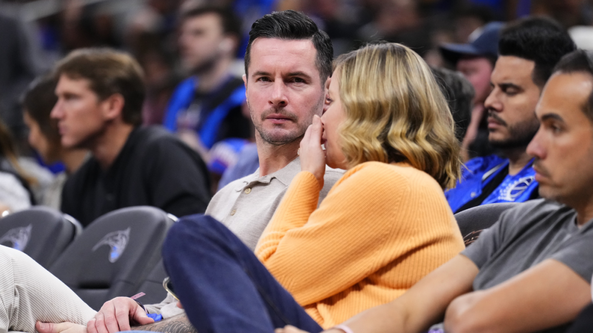 NBA rumors: Lakers 'intrigued' with JJ Redick, but coaching search will be  wide-ranging - CBSSports.com