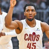 getty-donovan-mitchell-cavaliers.jpg