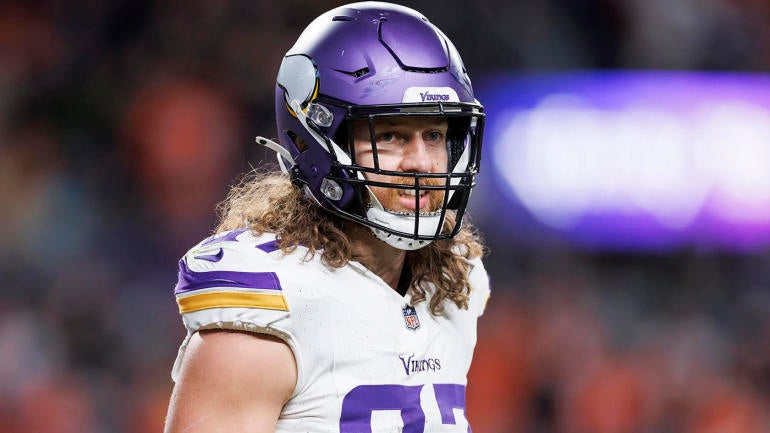 T.J. Hockenson Injury Update: Vikings 'haven't Really Put A Timeline On ...