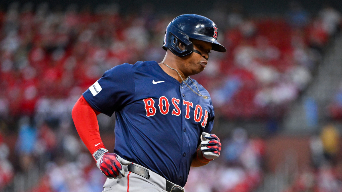 WATCH Rafael Devers slugs home run for fifth straight game, tying Red