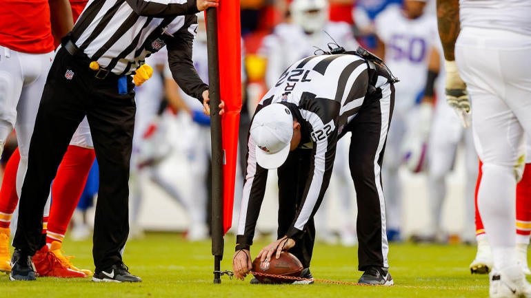 Buffalo Bills v Kansas City Chiefs