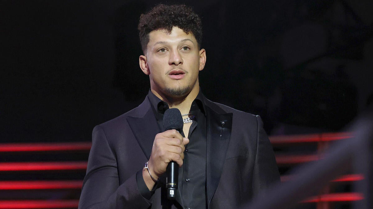 Patrick Mahomes won't follow Tom Brady's footsteps when it comes to a ...