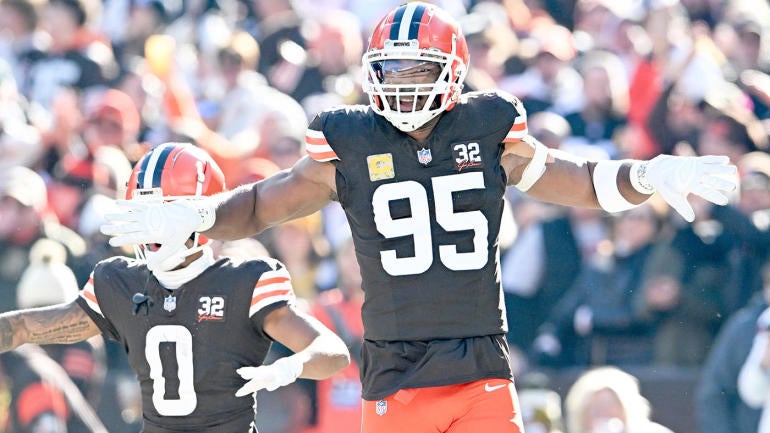 garrett-browns-g.jpg