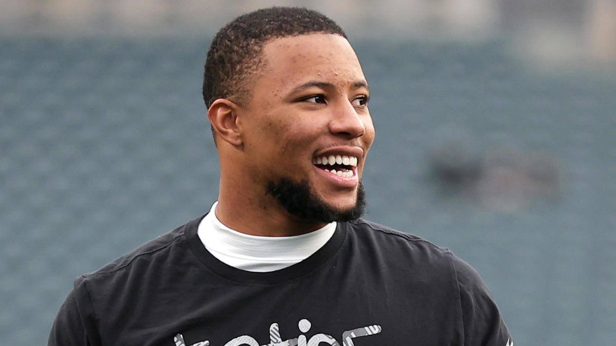 Clip from latest episode of 'Hard Knocks' unveils the contract the Giants offered Saquon Barkley Clip from latest episode of 'Hard Knocks' unveils the contract the Giants offered Saquon Barkley