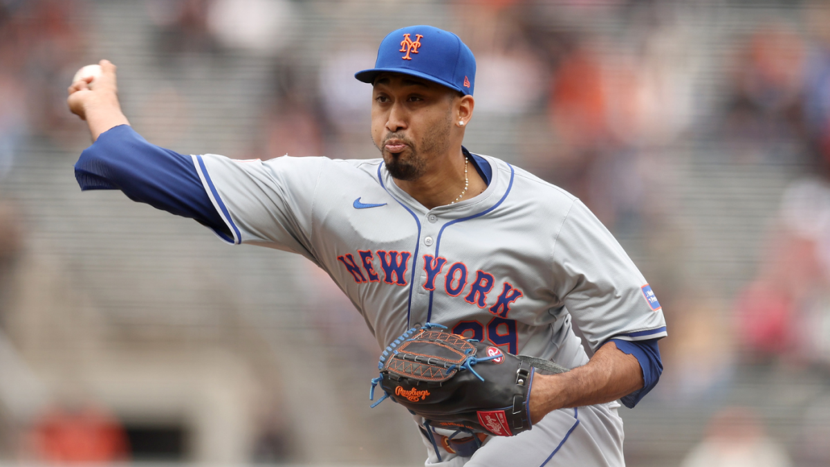 Mets closer Edwin Díaz placed on IL with shoulder impingement during difficult stretch of blown saves