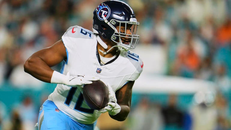 Tennessee Titans v Miami Dolphins