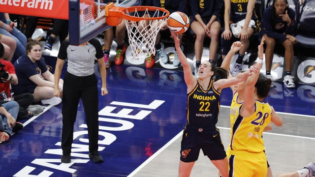 WNBA Highlights: Caitlin Clark scores 30 but Fever lose to Sparks
