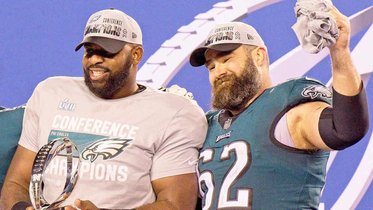 Eagles' Jason Kelce, Fletcher Cox placed on reserve/retired list, months after both stars announced retirement - CBSSports.com