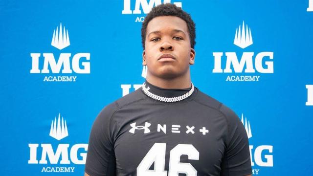 Notre Dame lands a crystal ball for 2026 4-star DL Elijah Golden ...