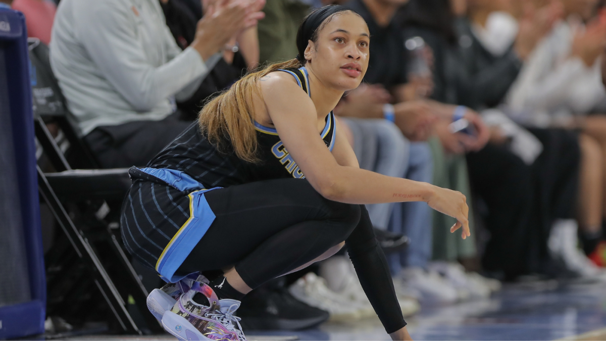 Chennedy Carter, Chicago Sky players harassed outside of team hotel in ...