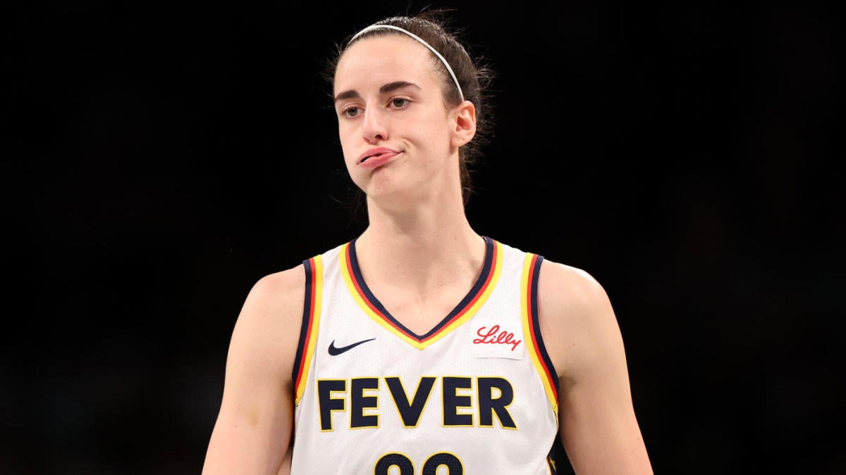 Caitlin Clark told her coach Team USA 'woke a monster' by not picking her for Olympic team - CBSSports.com