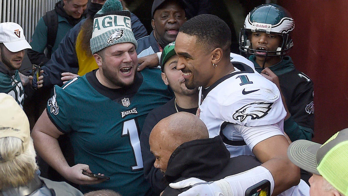These 10 players are the NFL's most marketable ahead of 2024 season: Chiefs, Eagles headline NFLPA report These 10 players are the NFL's most marketable ahead of 2024 season: Chiefs, Eagles headline NFLPA report