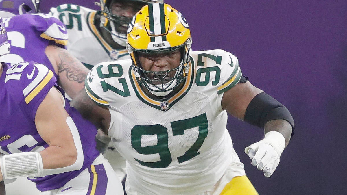 Packers NT Kenny Clark agrees to three-year, $64 million contract extension, per report - CBSSports.com