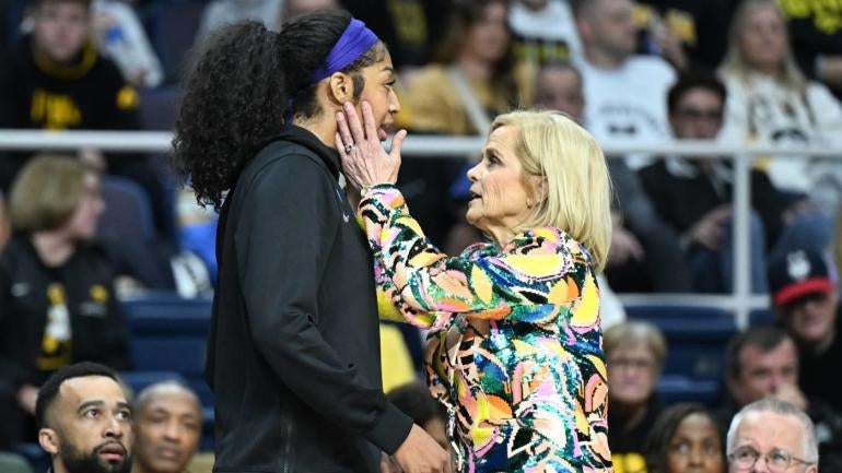 angel-reese-kim-mulkey-getty.jpg