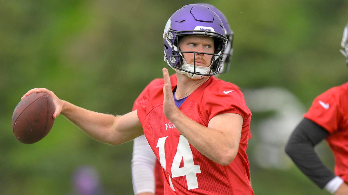 Vikings' Sam Darnold to enter training camp as QB1 based on spring  practices, experience, Kevin O'Connell says - CBSSports.com