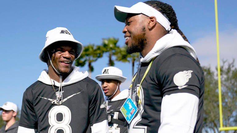 lamar-jackson-derrick-henry-g.jpg