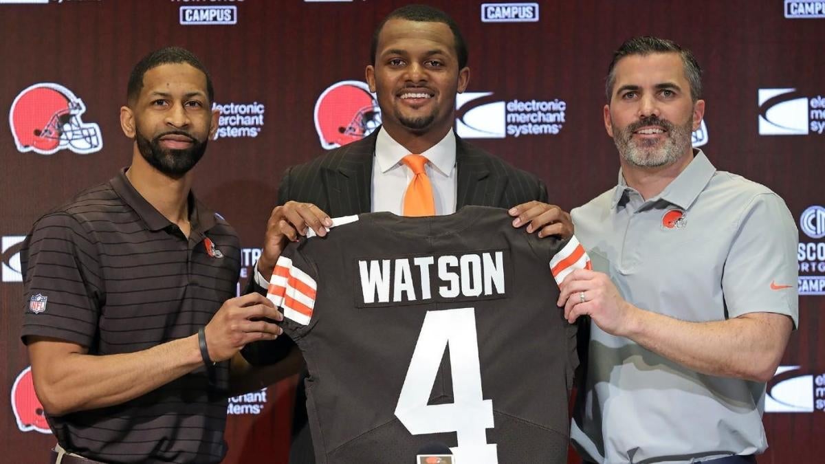 Browns GM gives update on Deshaun Watson recovery, says QB is ahead of schedule and has 'worked his tail off' - CBSSports.com