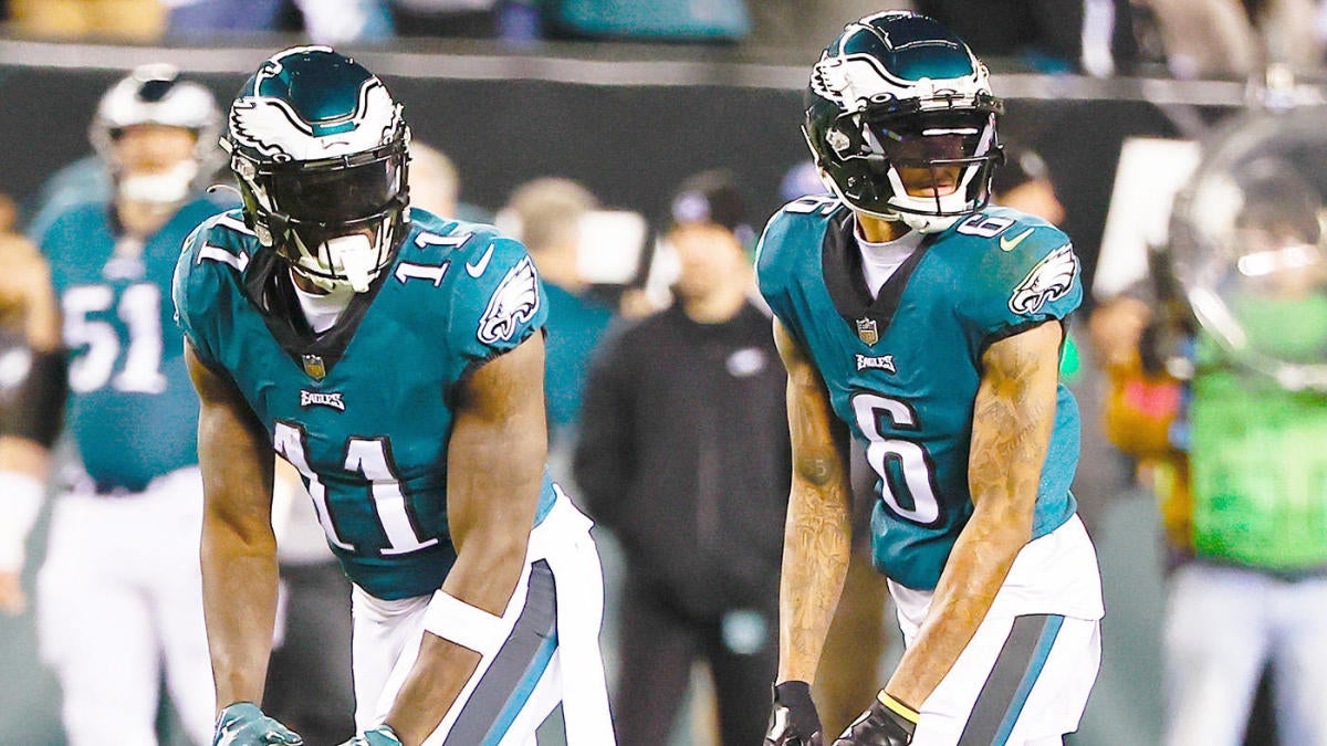 Eagles' A.J. Brown, DeVonta Smith like freedom of Kellen Moore's new offense for wide receivers Eagles' A.J. Brown, DeVonta Smith like freedom of Kellen Moore's new offense for wide receivers