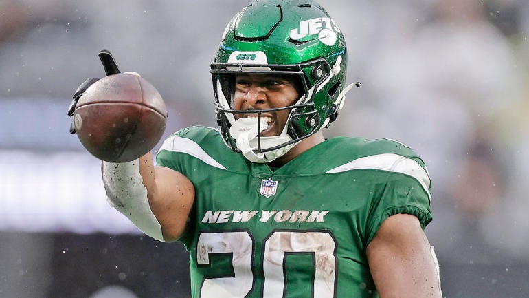 getty-breece-hall-jets.jpg