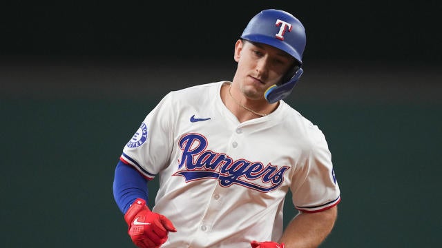 Highlights: Royals at Rangers
