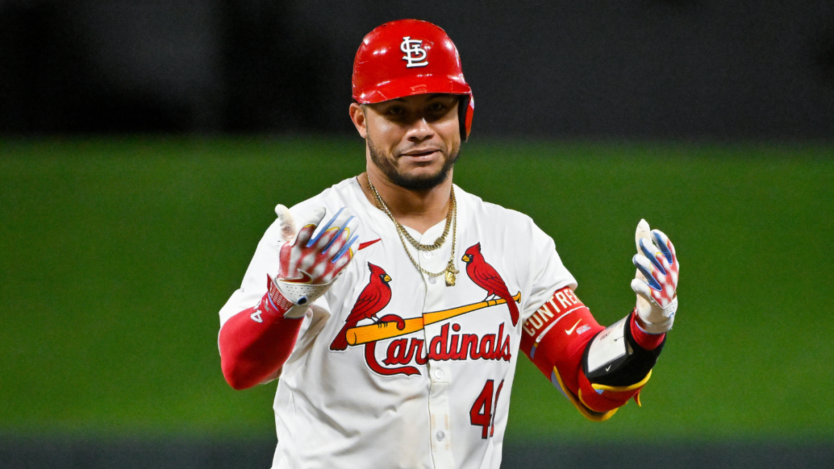 Willson Contreras injury update: Cardinals catcher returns to lineup after  suffering broken arm on swing - CBSSports.com