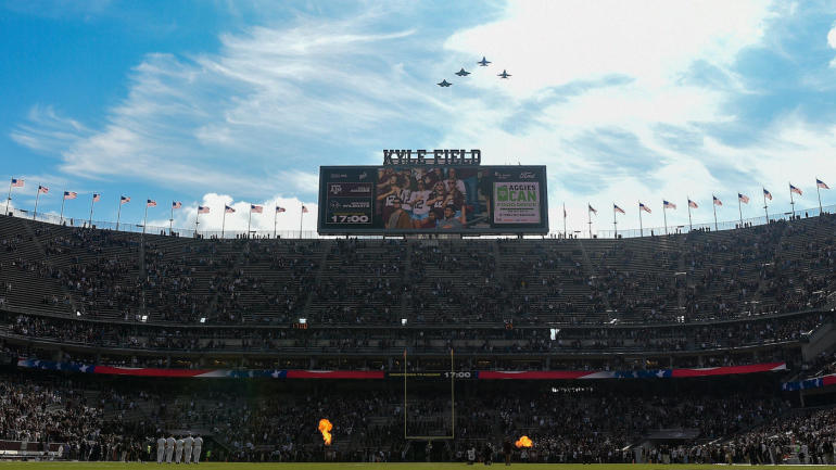 kyle-field.jpg