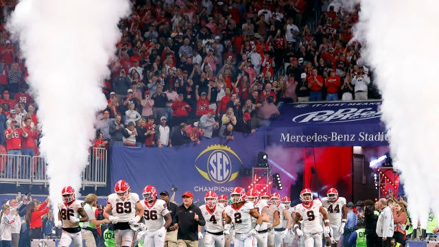 Battle for No. 1 class: Georgia Bulldogs | Football Recruiting Podcast