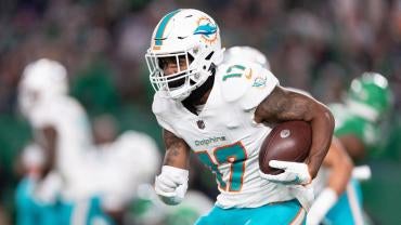 jaylen-waddle-dolphins-usatsi.jpg