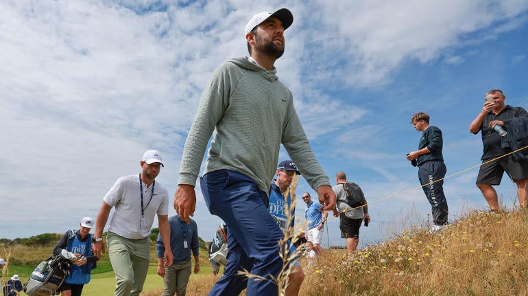 scottie-scheffler-open-2024-walk.jpg