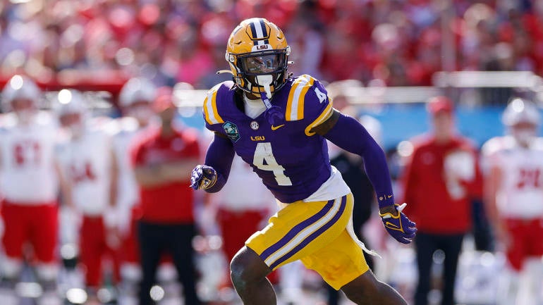 COLLEGE FOOTBALL: JAN 01 ReliaQuest Bowl - Wisconsin vs LSU