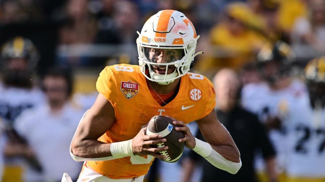 Nico Iamaleava Takes Over Tennessee's High-Powered Offense